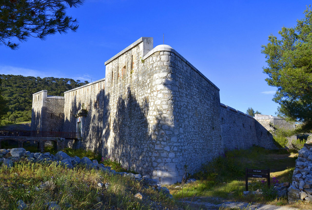 Exterior walls on Fort Faron in France