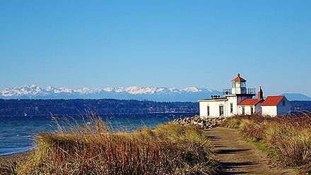 A hiking path to West Point Light lighthouse in Seattle, Washington