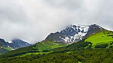 Skagway Alaska trail hiking mountain view.
