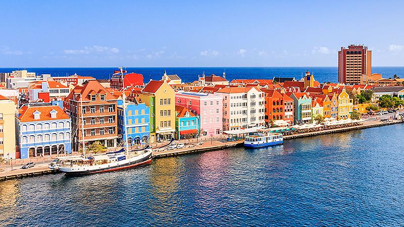 willemstad curacao colorful buildings