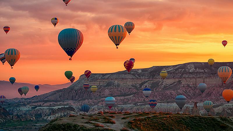 klimaat Bezem proza Take a Hot Air Balloon Ride in Turkey | Royal Caribbean Cruises